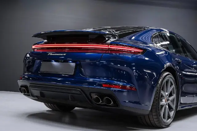 Porsche Panamera — миниатюра 16