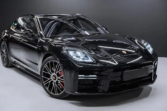 Porsche Panamera — миниатюра 24