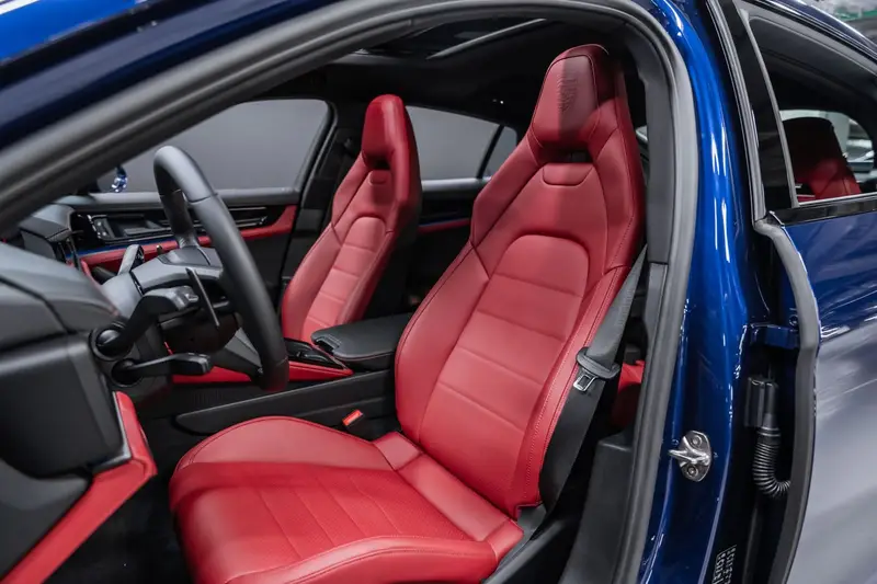 Porsche Panamera — миниатюра 19