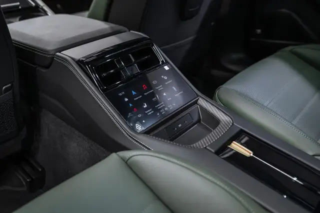 Porsche Panamera — миниатюра 33