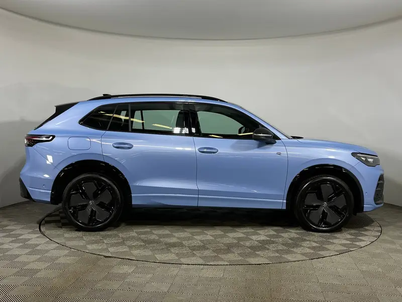 Volkswagen Tiguan — миниатюра 4