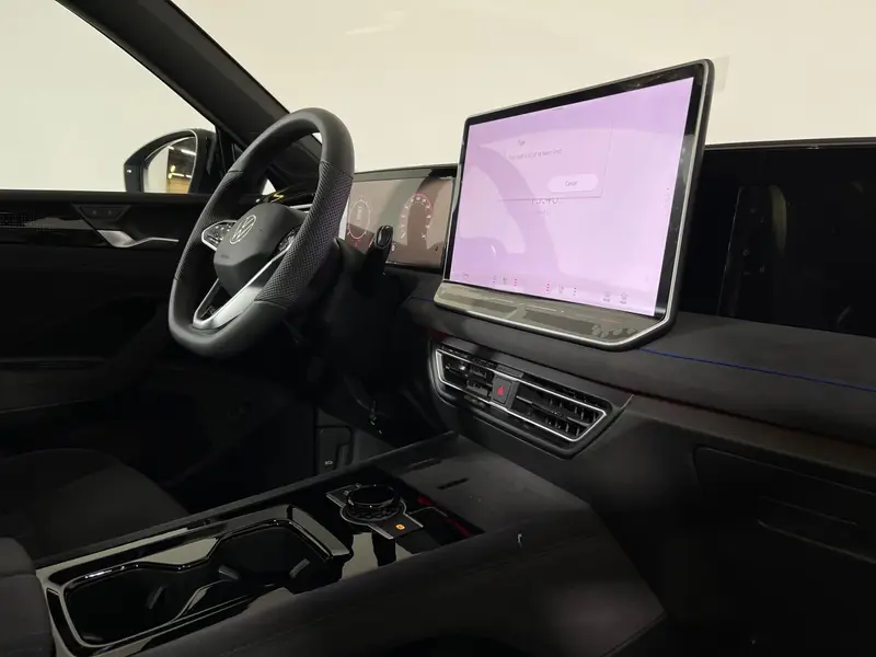 Volkswagen Tiguan — миниатюра 11