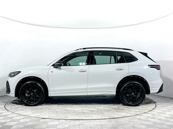 Volkswagen Tiguan — миниатюра 26