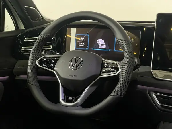 Volkswagen Tiguan — миниатюра 33