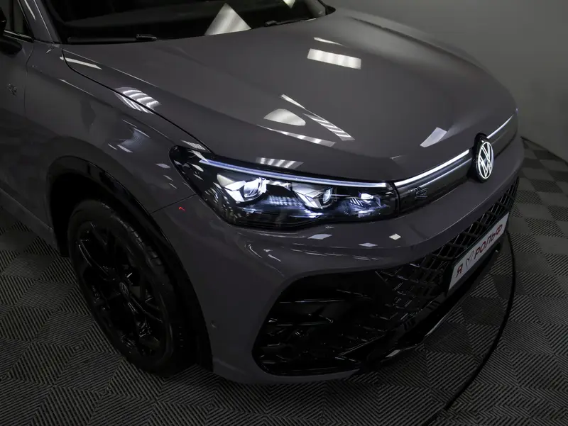 Volkswagen Tiguan — миниатюра 38