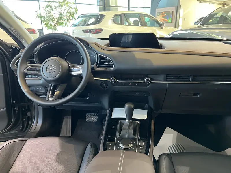 Mazda CX-30 — миниатюра 6