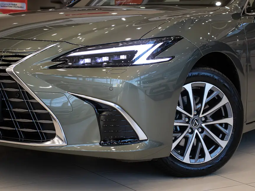 Lexus ES — миниатюра 36