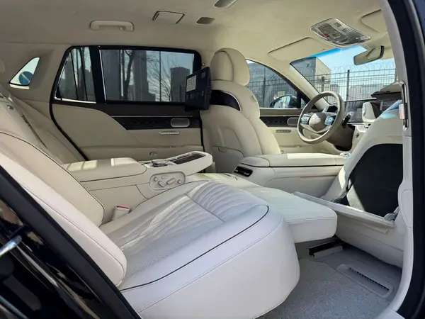 Genesis G90 — миниатюра 12