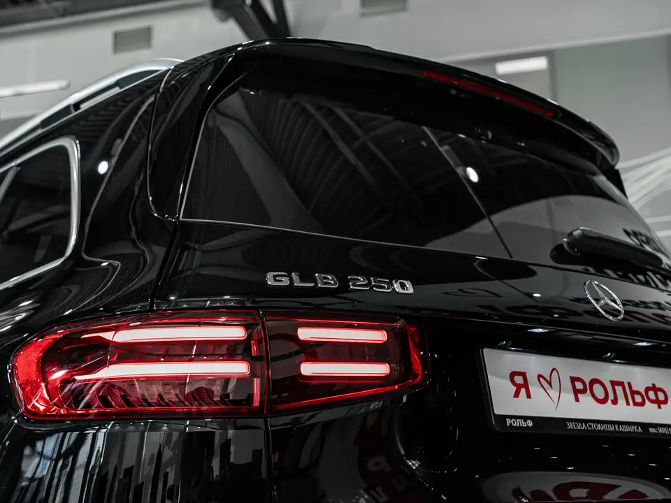 Mercedes-Benz GLB — миниатюра 36