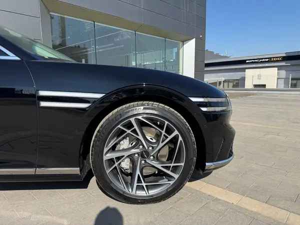 Genesis G90 — миниатюра 23