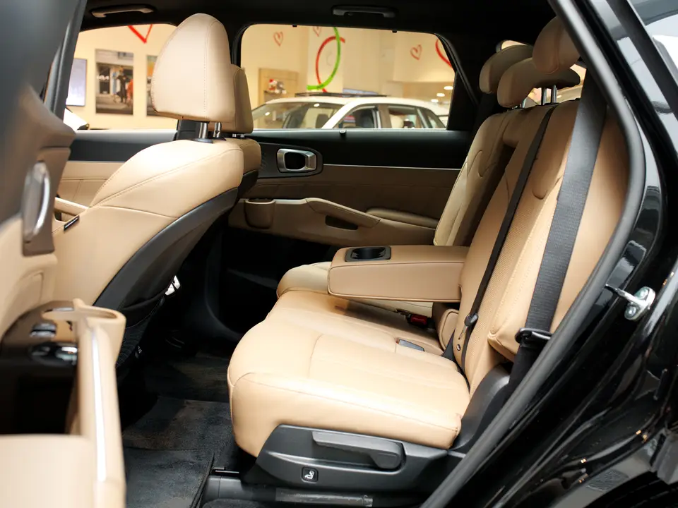 KIA Sorento — миниатюра 21