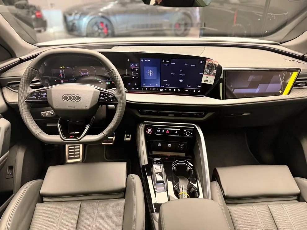 Audi Q5 Sportback — миниатюра 38