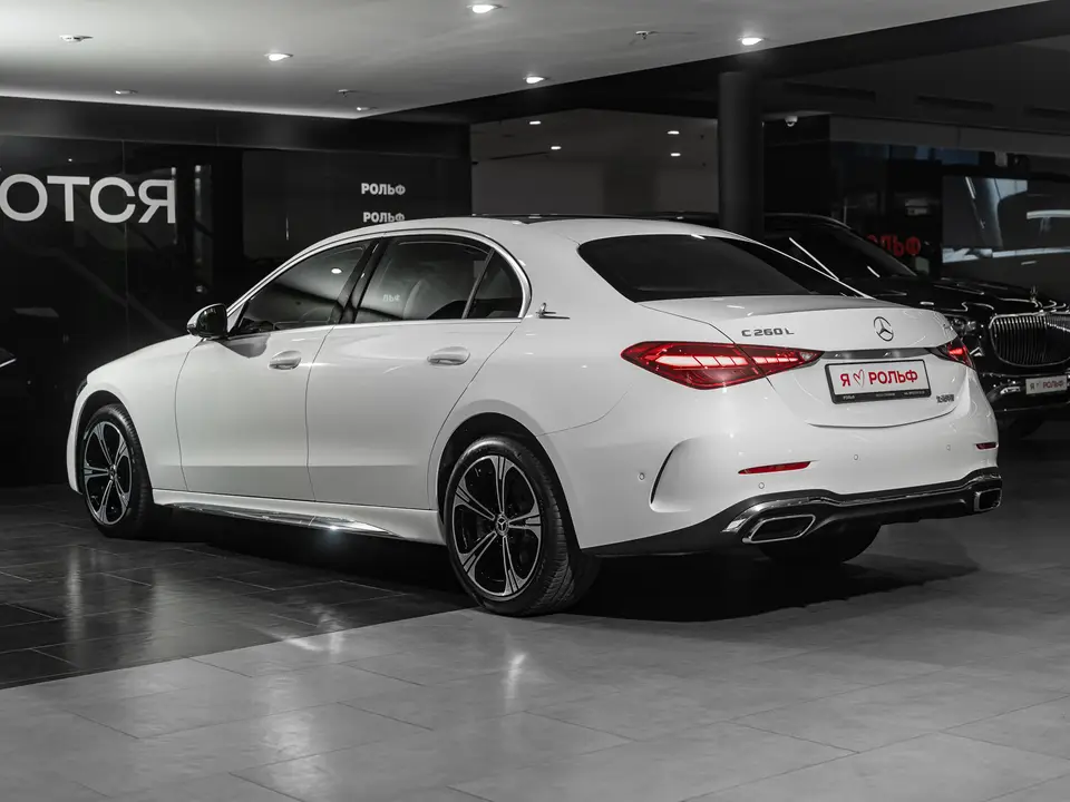 Mercedes-Benz C-Класс — миниатюра 6