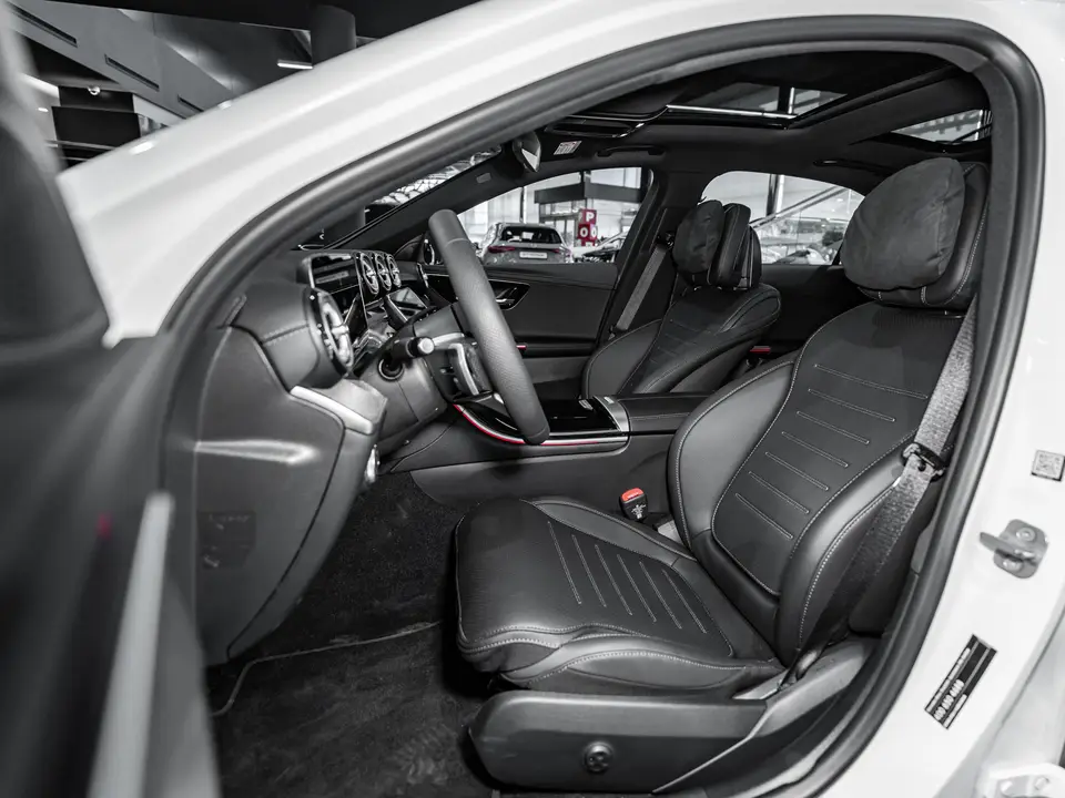 Mercedes-Benz C-Класс — миниатюра 18