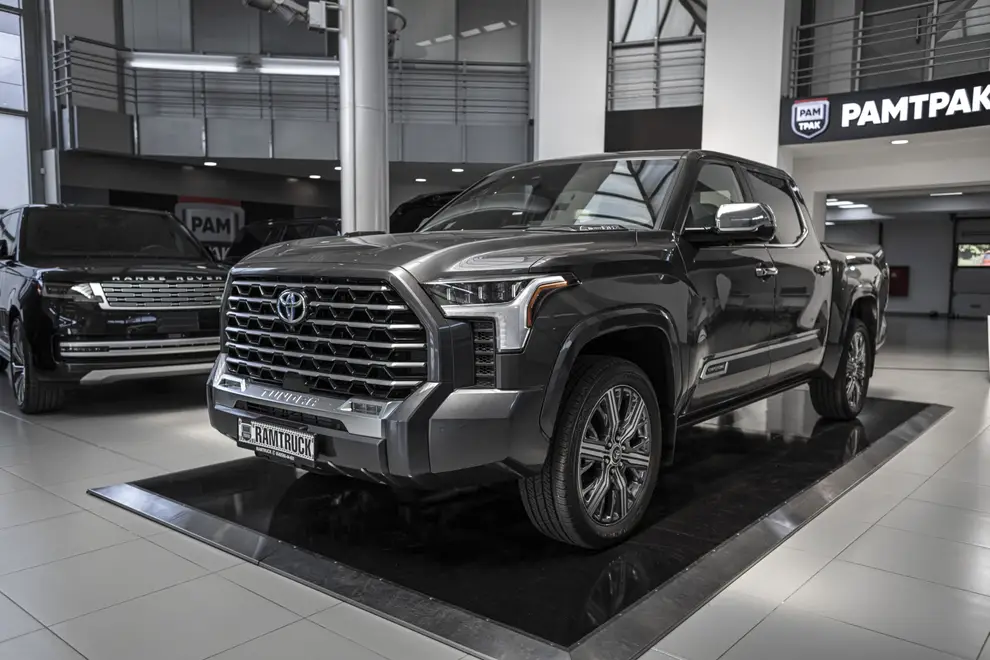 Toyota Tundra — миниатюра 2