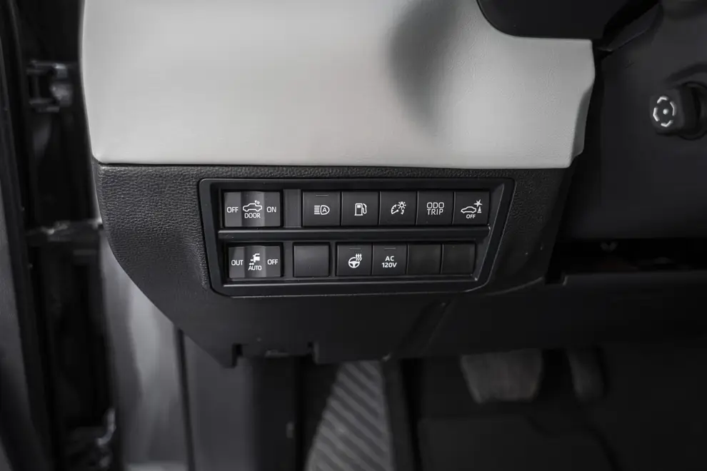 Toyota Tundra — миниатюра 10