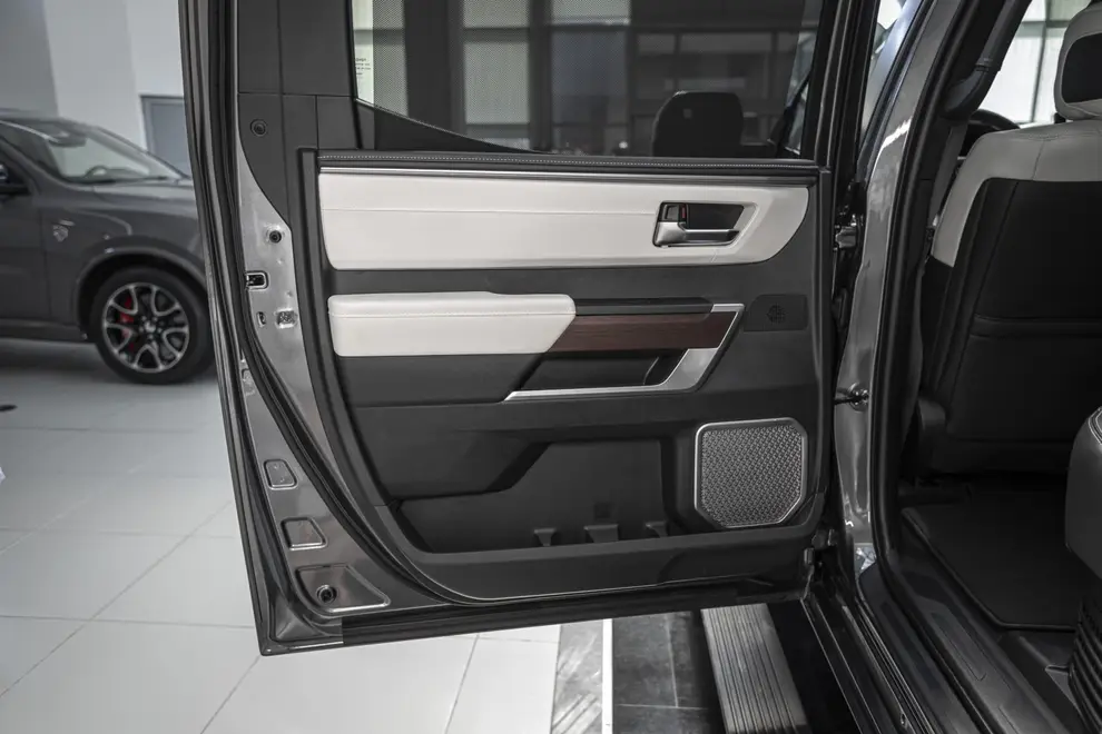 Toyota Tundra — миниатюра 11