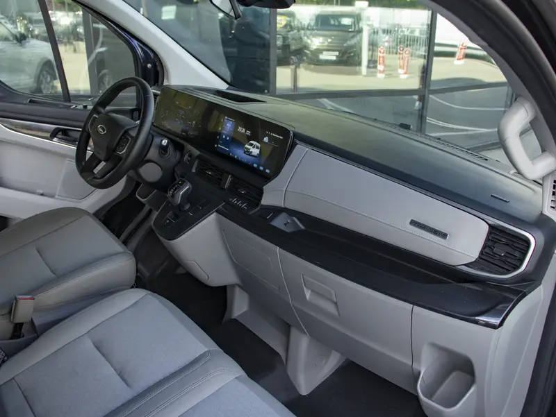 Ford Transit Custom — миниатюра 6