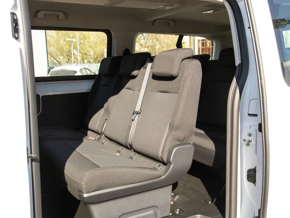 Peugeot Traveller — миниатюра 7