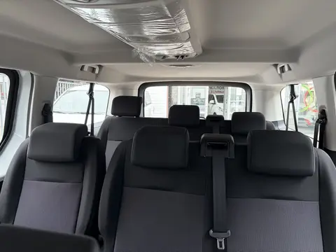 Peugeot Traveller — миниатюра 8