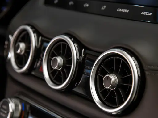 Nissan Qashqai — миниатюра 17