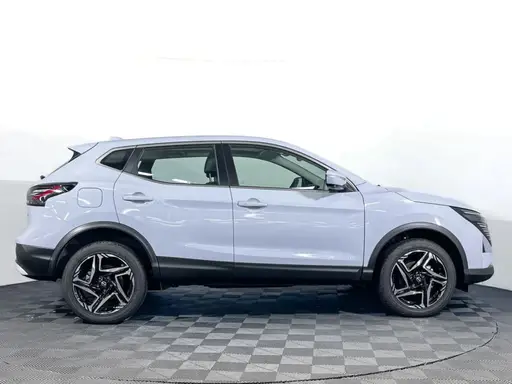 Nissan Qashqai — миниатюра 23