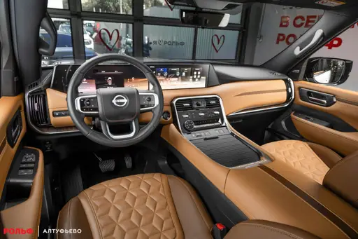 Nissan Patrol — миниатюра 9