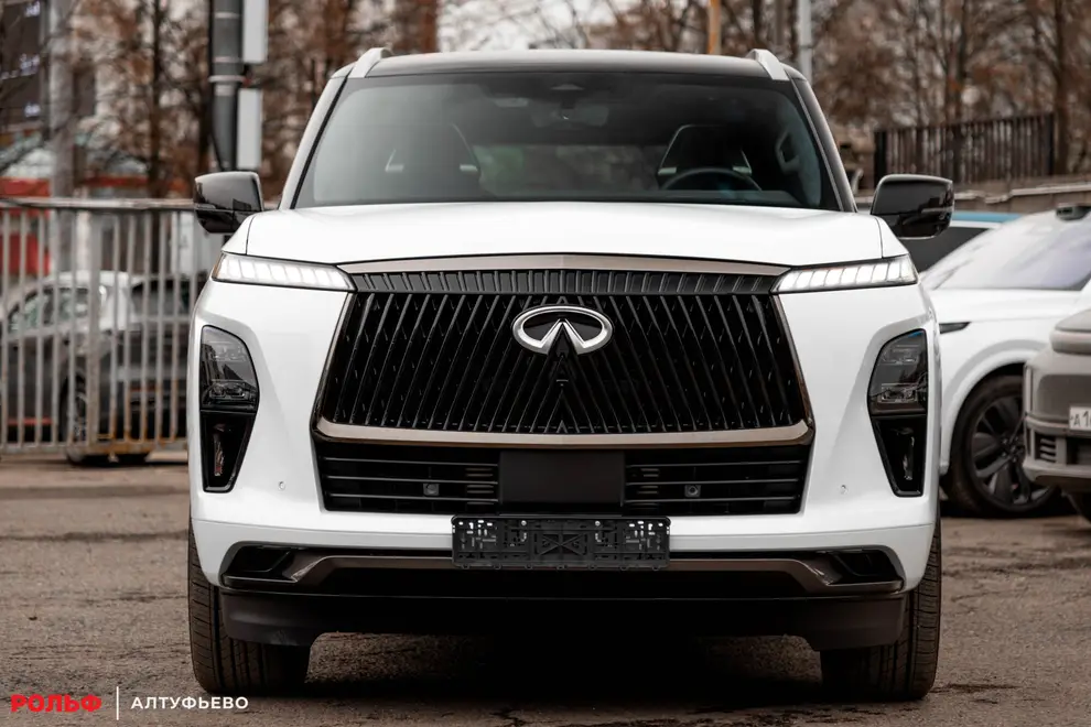 Infiniti QX80 — миниатюра 3