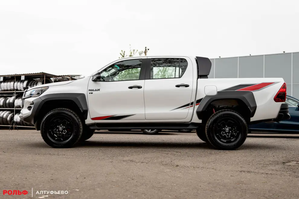 Toyota Hilux — миниатюра 5