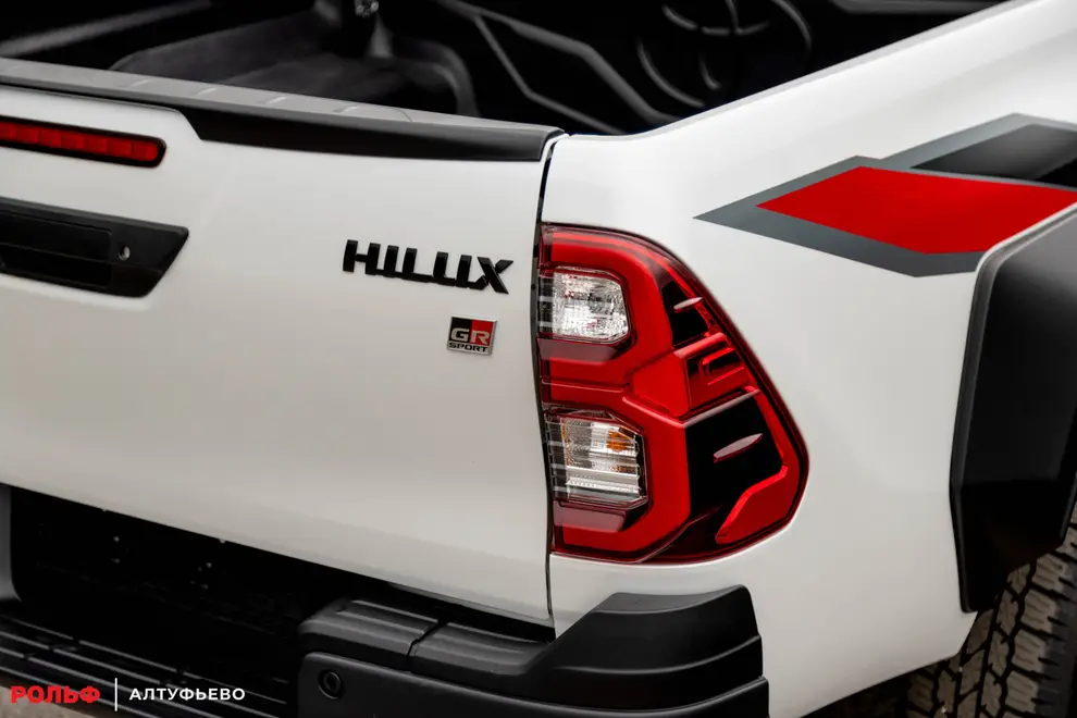 Toyota Hilux — миниатюра 8