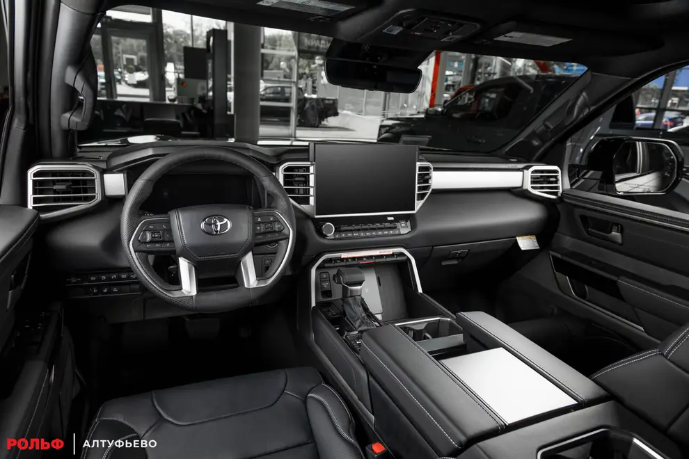 Toyota Sequoia — миниатюра 5