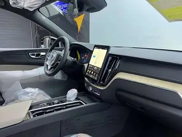 Volvo XC60 — миниатюра 29