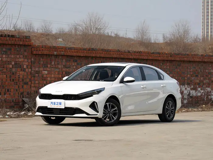 KIA K3 — миниатюра 7