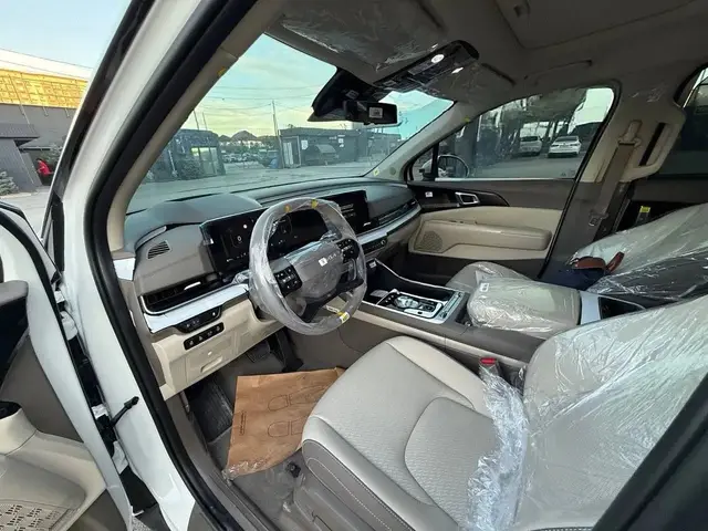 KIA Carnival — миниатюра 6