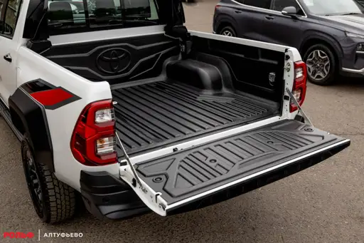 Toyota Hilux — миниатюра 30