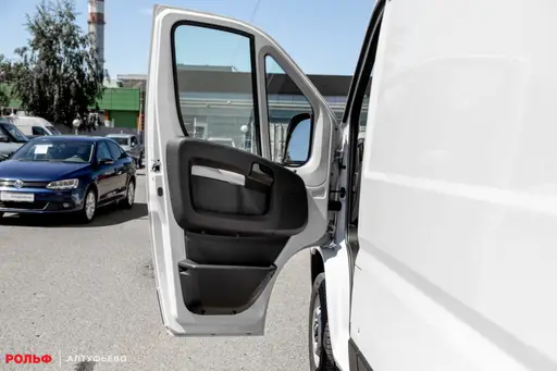 Peugeot Boxer — миниатюра 12