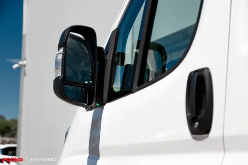 Peugeot Boxer — миниатюра 28