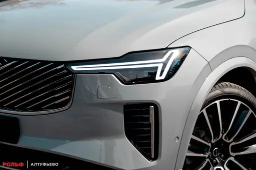 Volvo XC90 — миниатюра 10